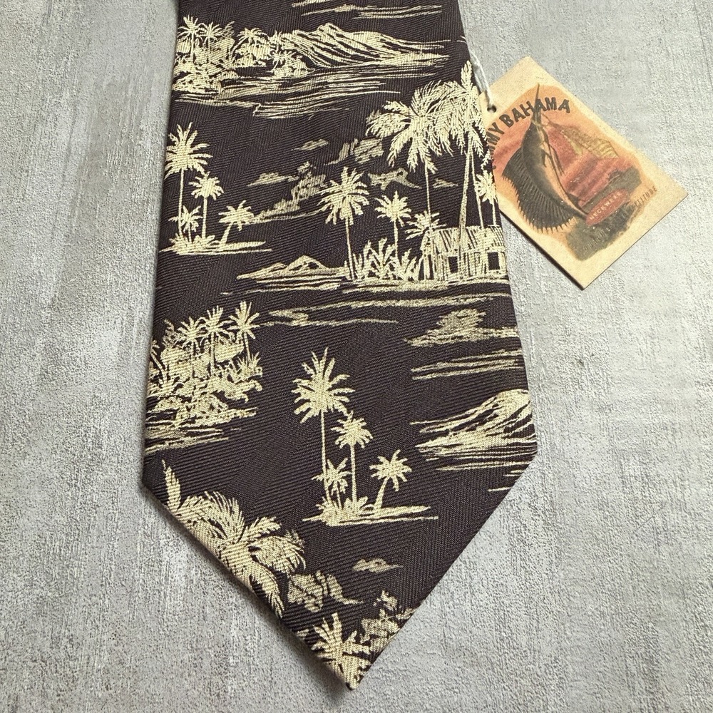 Tommy‎ Bahama Silk Tie Brown Tan Island Life, Palm Trees, Ocean New w/ Tags